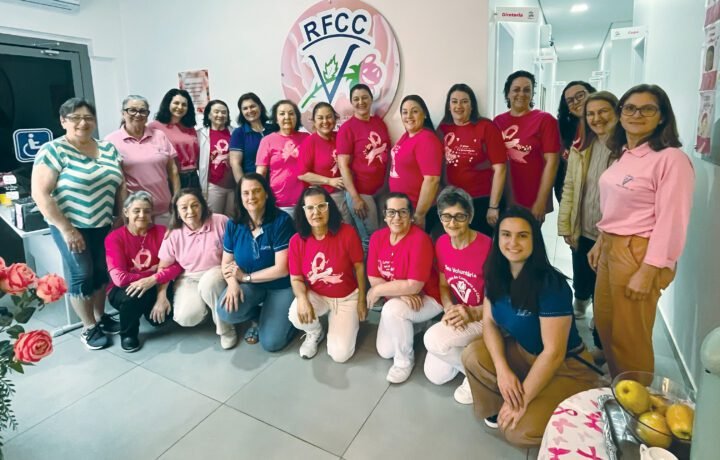 CDL visita Rede Feminina de Combate ao Câncer