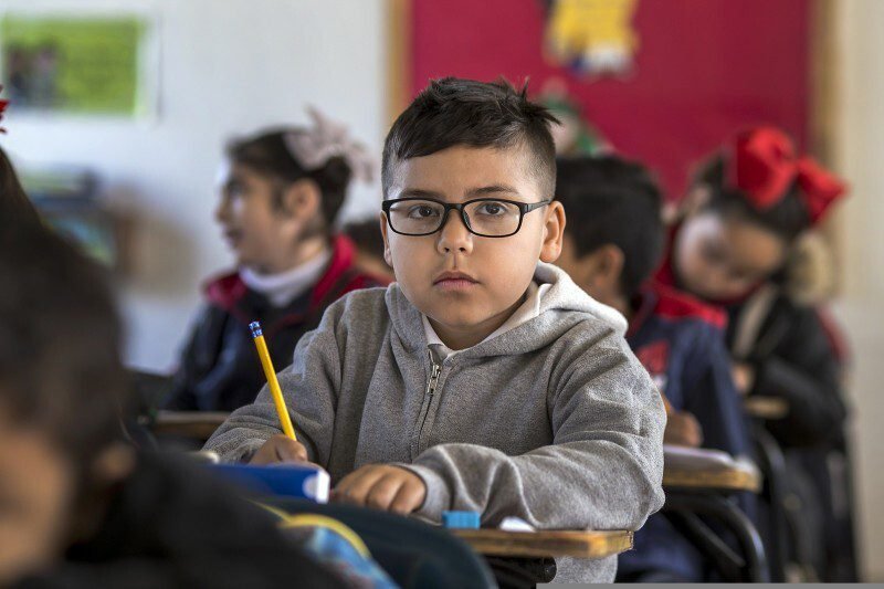 Mudanças simples no comportamento e no rendimento escolar podem ser o primeiro alerta para alterações oculares na infância